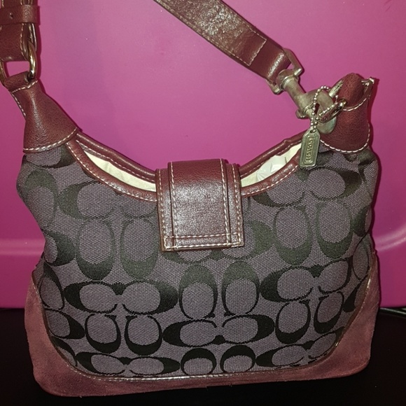 Coach signature monogram canvas and leather shoulder bag - Picture 4 of 5